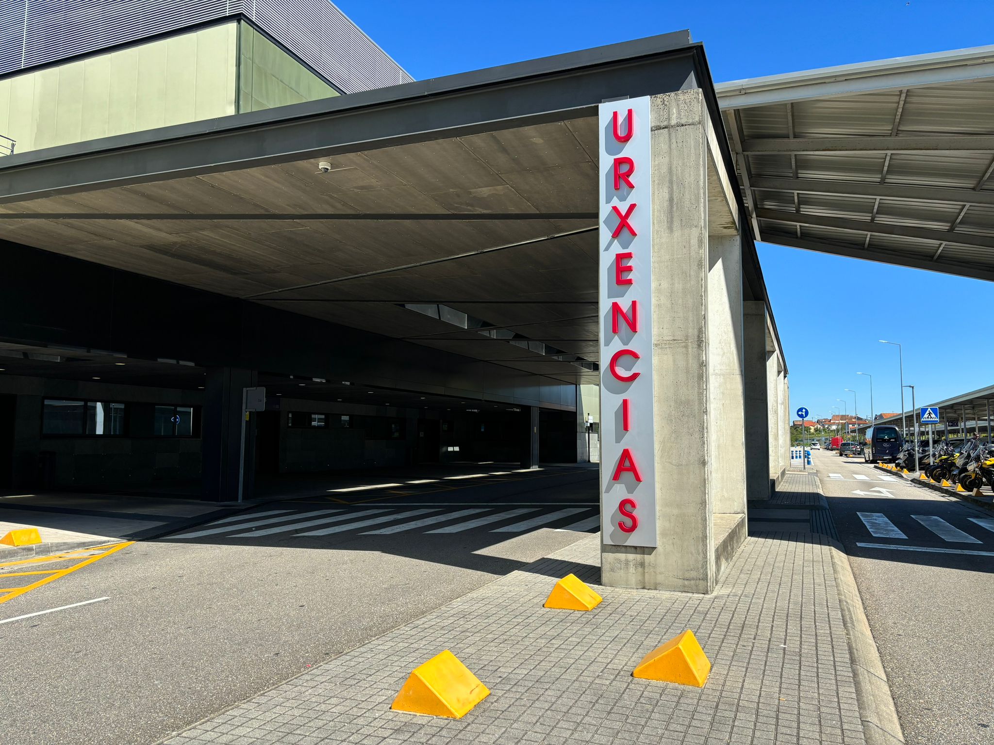 La agresión se llevó a cabo en las urgencias críticas del Hospital Álvaro Cunqueiro de Vigo.
